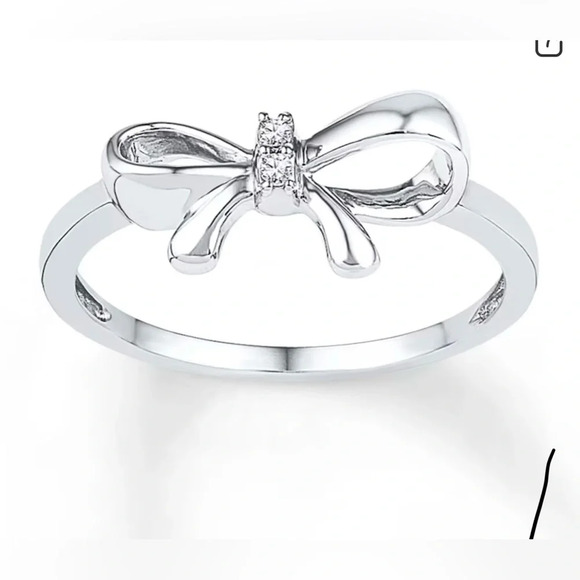 Bow Ring Diamond Accents Sterling Silver size 5 - Picture 2 of 6